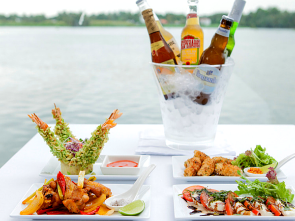 Villa Song Saigon Luxury Boutique Hotel - Beers and snack buddies